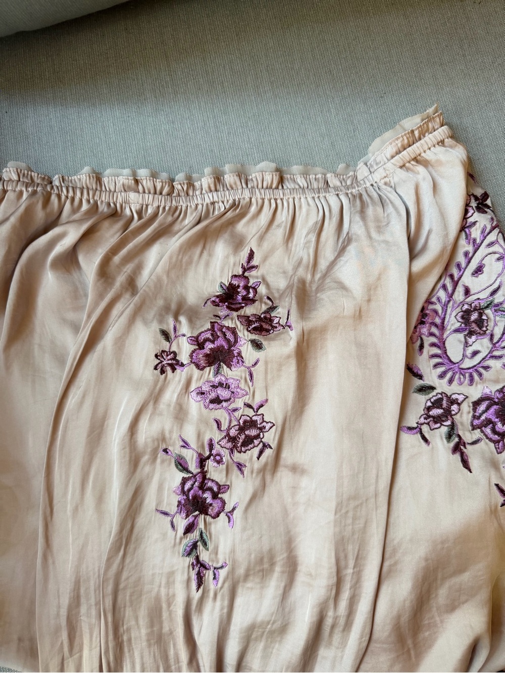 White House Black Market Beige Peasant Blouse with Purple Floral Embroidery - Picture 6 of 7